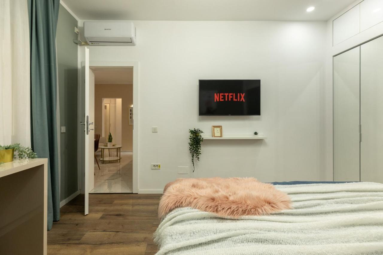 Dream - Prime Location 2br In Bucarest